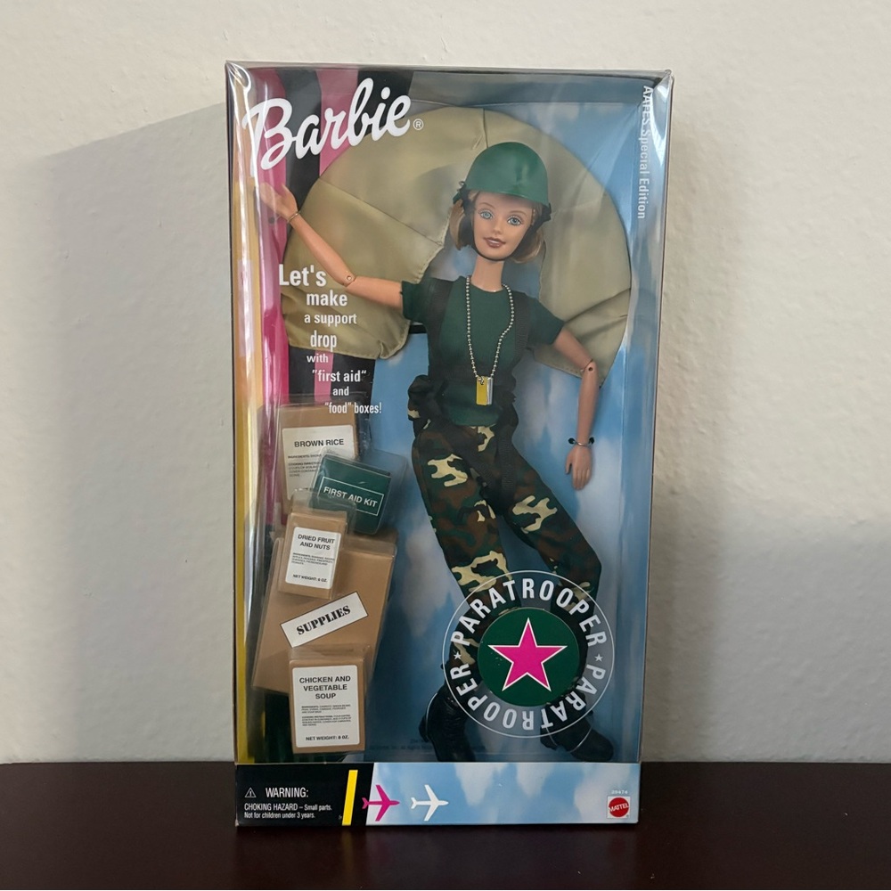2000 Barbie AAFES Special Edition Paratrooper Barbie In Box